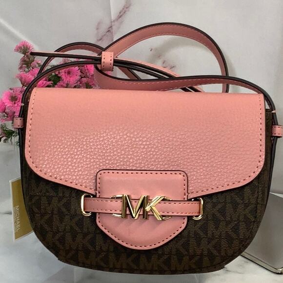 NWT Michael Kors Reed Crossbody Small Saddle Bag and Credit Card Set - Picture 1 of 11